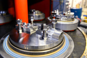 Kennametal Extrude Hone Thermal Deburring System